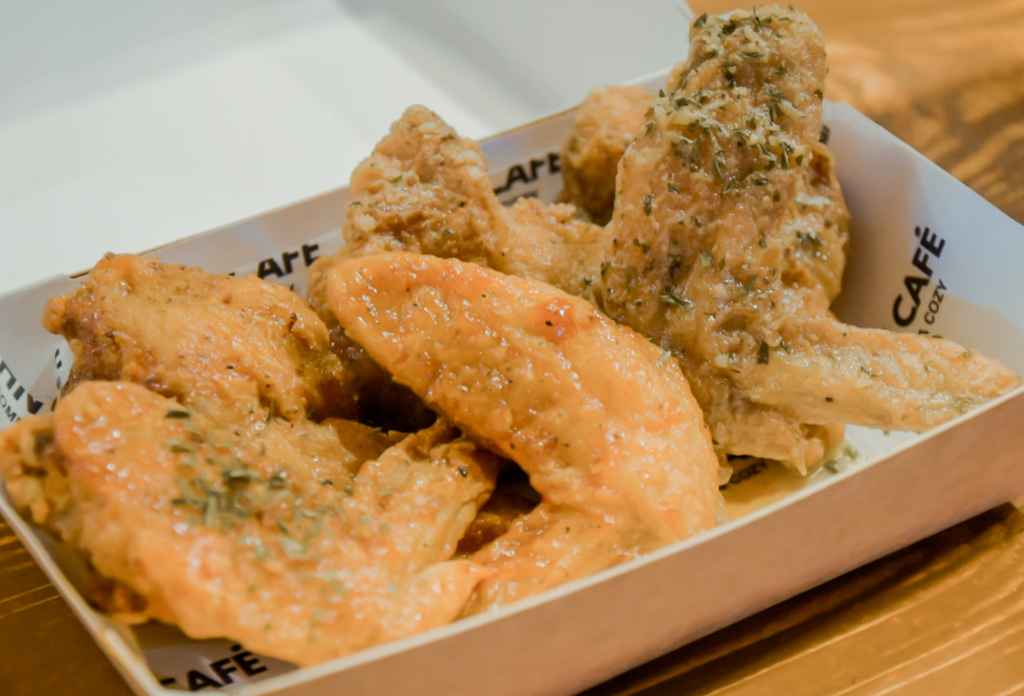 Chicken Wings (6 pcs)